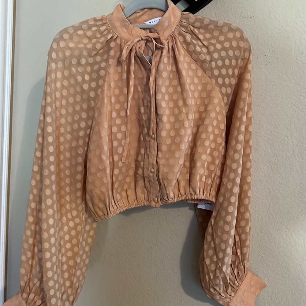 NWT ASOS design peach polka dot crop top with bell sleeves